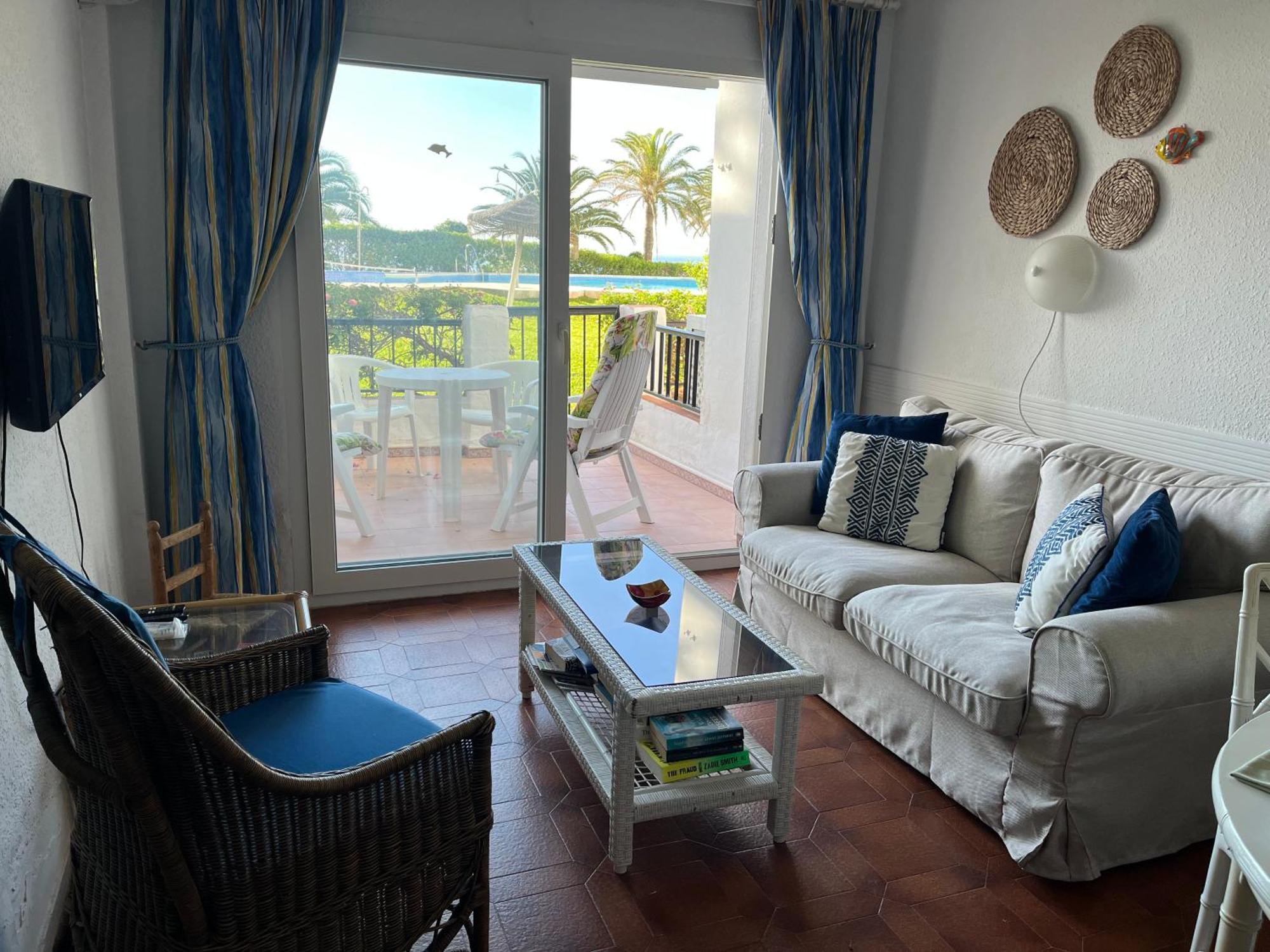 Sea & Pool View Garden Apartment Las Palmeras Nerja Kültér fotó
